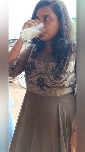 🍋 Lemon Soda Making & First Sip 😍 | नींबू सोडा | लिंबू सोडा | నిమ్మ సోడా 😌 #lemonsoda #ytshorts #yt