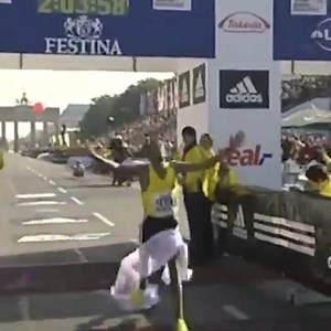 "Haile Gebrselassie writes yet another chapter in the most astonishing distance running career in history." From the archives, Haile Gebrselassie wins the 2008 Berlin Marathon, breaking his own world record by 29 seconds. | Abbott World Marathon Majors