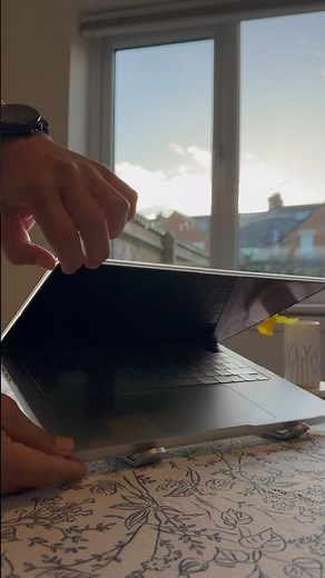 Incase Hardshell Case Dots Unboxing & Installation. #apple #macbook #macbookpro #incase #laptopcase