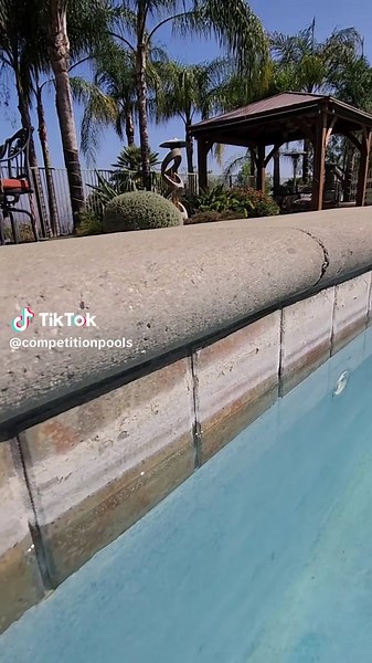 pool tile cleaning #pooliganlife #competitionpools #summerready #pools #poolboy #pooltilecleaning #tilecleaning #mineralblasting #fyp