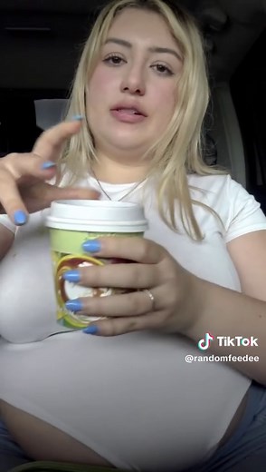 love eating 😋 Help me get to 6,500 followers and I’ll post part 2 💕 #gordita #barrigagrande #barriga #thickerthanasnicker #hugebelly #curvy #model #chubbybelly #chubbygirl #chubby #chubbyqueen #pregnantbelly #pregnant #pregnant #huge #fat #fatter #fatten #fattening #eating #big #stuff #stuffed #weight #weightgain #weightgainprogress #belly #bellyfat #bigbelly #foryoupage #overweight #capcut