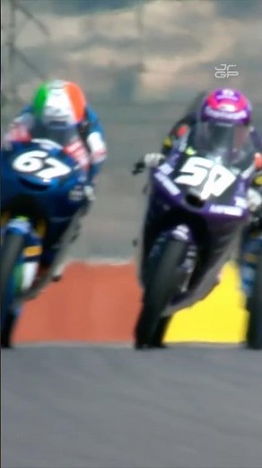 Zanni dived up the inside with 2 laps to go over O’Gorman that sealed his first #JuniorGP win 🏅👏