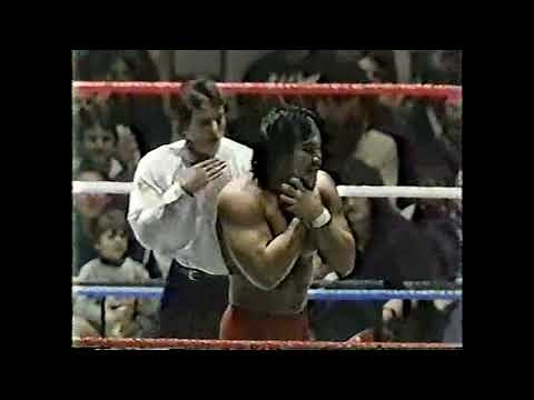 (Intercontinental Champion) 'Macho Man' Randy Savage vs Ricky 'The Dragon' Steamboat (Challenger)