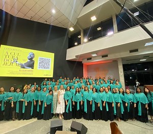 Usa-me - Coral de Mulheres do Templo Central - LETRAS.MUS.BR