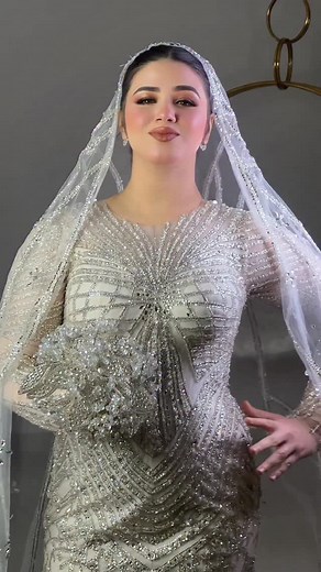 3K views · 362 reactions | My beautifull girl ‘s bride 凉朗 Makeup @eslam_abdellatef_makeup_artist Veil @eman_abd_ellateef Dress @zaghr0ta @marketing_js_lashes | Make Up Studeo Eslam abd ellateef | Facebook