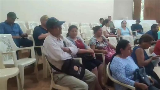 #ÚrgenteMonteagudo / Ante la preocupación de pobladores de San Juan del Pirai por el precio de los pasajes, autoridades del municipio, transportistas y este sector se reúnen para tomar medidas de solución. WhatsApp 68628388 | Radio Suprema Monteagudo