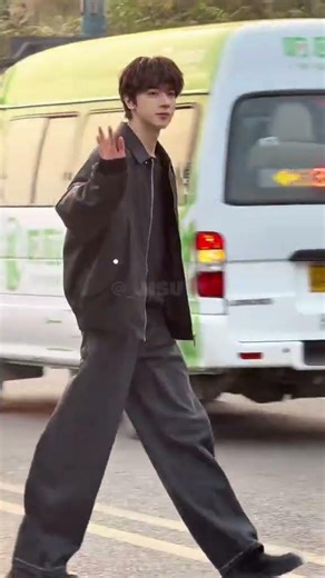 isn't Lin Yi so handsome? #chineseguy #linyi #chinese #Linyi