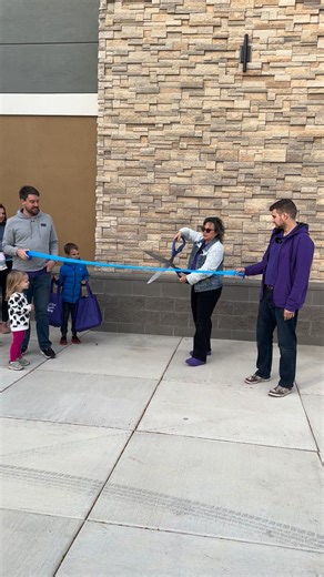 Grand opening Ribbon Cutting at Fabric Bash ‘s new store in Rapid City, South Dakota! | The Quilting Connection, LLC.