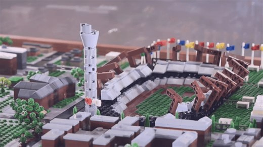 University of Oregon alumni recreates campus in LEGOs