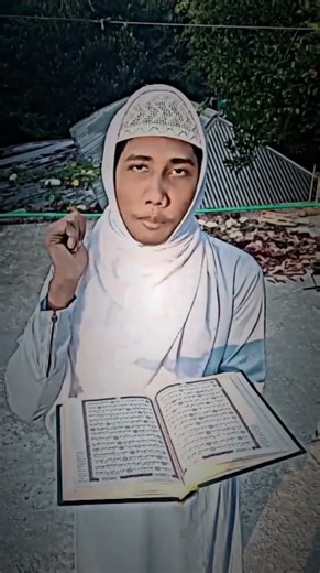 কোরআন শরিফ দেখে কেউ ধাক্কা দেবেনা #shorts #islamicshorts