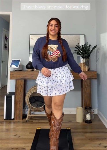 Stylish Short Skirt Looks with Trendy Boots