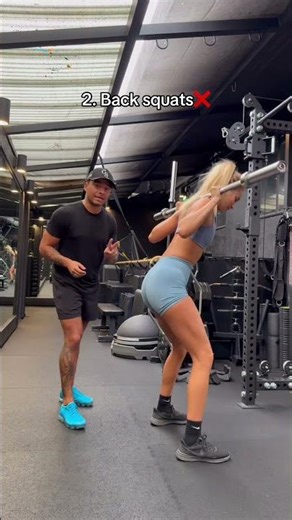 Little do they know beginners see that 1 inch booty growth in the first 4 weeks…🤭 #glutes