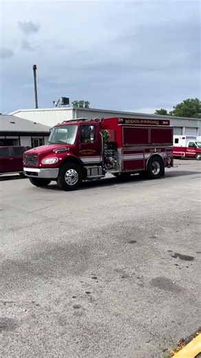 Middlesboro fire department responding to a structure fire #firetruck #responding #fast #fyp #fypシ