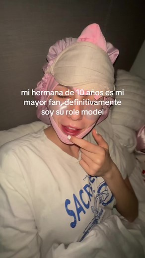 Mini Diva Jaw Strap: The Ultimate Role Model For Your Younger Sister!