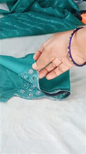 work hands✂️cating tips #gives to one hand #should be set to both hands