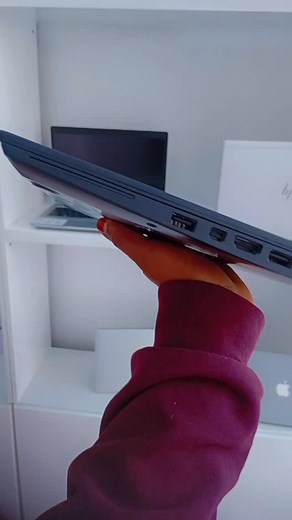 Lenovo Thinkpad T470s Core i7 6th generation 8ram 256 ssd Portable and sleem Window 11 Active Free program installation Microsoft office Active 5hrs bettery life Bei 420,000 | Tech City