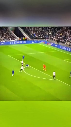 El fuera de juego más inteligente de la historia 🤯🧤 Kepa adelantó su posición y engañó a todos ⚽
