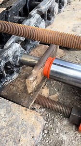 #chain press#Caterpillar demounting machine#Caterpillar pin pushrod | Yilong machinery