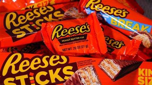 Grandson of the inventor of Reese's Peanut Butter Cups accuses Hershey of cutting corners