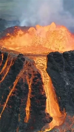 دولة عربية في قلب النار 🔥 ​#معلومات_غريبة ​#هل_تعلم ​#حقائق_مذهلة ​#غرائب_وعجائب