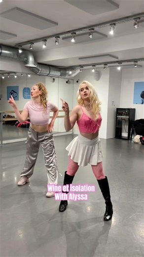 Le dernier stage de alyssa Wine et Isolation sur le thème Barbie 🩷#wine #isolation #danse #choree