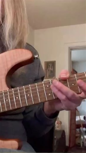 19 reactions · 10 comments | D maj7 arpeggios over an Em11 chord. dy? #charvel #charvelguitars #charvelguthriegovan #charvelguthriegovanflamemaple #groovegear #spark4 #daddariostrings #triad #triads #fingerstyleelectricguitar #electroharmonix #carvinlegacy3 #guitarplayersofinstagram #twohandtapping #righthandtapping #tappingguitar #shred #shredguitarist #shredemptionsolochallenge #shreddingguitar #guitarplayermagazine #guitarplayersunite #arpeggio #arpeggios #pentatonic | Tom Yoder | Facebook