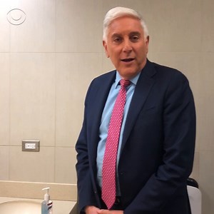 220K views · 156 reactions | Worried about the coronavirus? Experts say the best thing you can do is wash your hands. But there's a right way and a wrong way to do it – CBS News' Dr. Jon LaPook demonstrates https://cbsn.ws/2Ua1741 | CBS News | Facebook