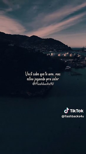 🎙️ Genesis 🎵 In Too Deep #genesis #intoodeep #80smusic #flashback #tipografia #lyrics #musicasparastatus #traducaodemusica #nostalgia