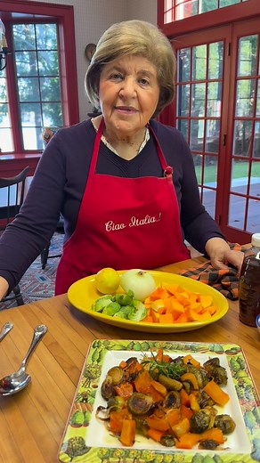 Easy holiday cooking#ciaoitaliashow #easycooking #sheetpanmeals #sheetpan#roastedvegetables #holidays #holidaycooking #cookingideas #butternutsquash #brusselssprouts | Mary Ann Esposito