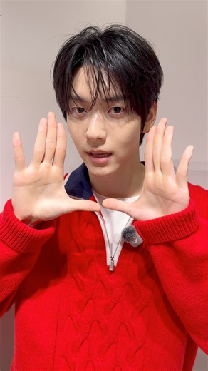 키 조금 크고 #최수빈 살짝 닮고 #TXT #수빈 #SOOBIN
