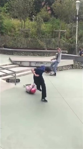 Skating Fail 😬 #viral #funny #monkey