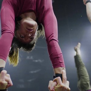 A brand new work from Gravity & Other Myths, the Adelaide homegrown company that conquered the world. 30 acrobats and a choir on stage: this is circus with heart and soul. Hurry, tickets are limited! 70 events, 10 world premieres, 14 Australian premieres, 18 Australian exclusives: the 2021 Adelaide Festival celebrates the joy of shared experiences. | Adelaide Festival