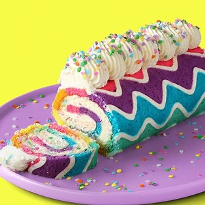 We begin 2020 (the 20’s lol) with a rainbow! I have been looking for a really good, no crack swiss roll recipe for three years. I’ve finally found a decent one, fine-tuned it and now I’m ready to share it with you guys! Guys, just like my macaron recipe, this is the only Swiss roll recipe you’ll ever need! Rainbow Swiss Roll Serves 12 Paste 1 large egg white (30g) 2 tbsp (16g) powdered sugar 1/2 cup (50g) cake flour 1 tbsp (15g) vegetable oil 1 tsp bubble-gum flavouring 5 drops white food gel Sp