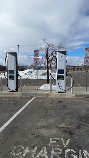 I’ve had more issues at CCS chargers in 6 months than 4 years supercharging 😳😅 #tesla #teslatok #teslamodel3 #electrifyamerica #dissappointment #ccs #fastcharging #fail