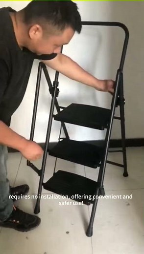 🪜✨ Sunway Black 3-Step Foldable Ladder – Compact, Sturdy & Safe! ✨🪜