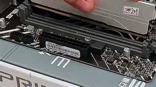 双强至上！英特尔ULTRA7K超靠谱