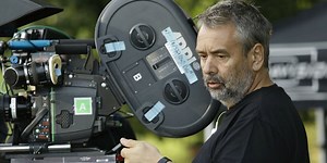 Luc Besson tacle les films de superhéros, dont Captain America : "C'est de la propagande !" - Télé-Loisirs
