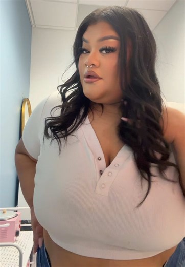 Plus Size Fashion Ideas for Confidence and Style