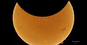 This 2021 Solar Eclipse Timelapse Was Made from 50,000 Photos