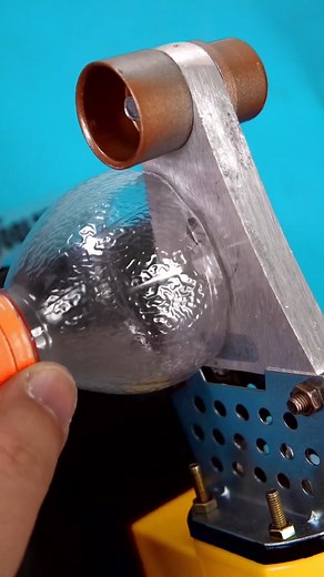 1.9M views · 3.6K reactions | DIY ceiling light bulb changing tool without ladder #homemade #lightbulb #homemade #toolstour | Toolstour | Facebook