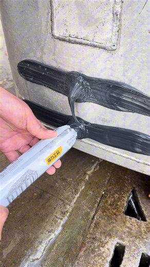 💡 Make Quick Fixes with Confidence — Super Glue 🔨✨ From crafts to repairs, our super glue is perfect for getting things done quickly and with strong, lasting results. #DIYFixes #HomeRepairs #SuperStrongBond #QuickRepairs #CraftingSupplies | Home clean house
