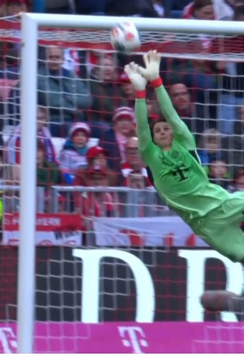 Jonas Urbig: Key Moments in Bayern vs. Union Berlin