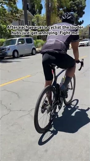 Loud freehub. Freehub sound check. #funny #roadcycling #cycling #angrybees