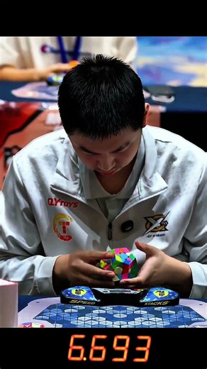World Record Megaminx #rubikscube #speedcubing #puzzle #wca #record #guinnessworldrecords #fyp #z #h