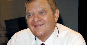 'Hunt for Red October' author Tom Clancy dies at 66