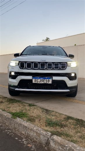 {DISPONÍVEL} 🧭 Jeep Compass Limited 21/22 — Tecnologia, elegância e potência em um só SUV! 🚗✨ 📌 Curiosidade: Você sabia que o motor 1.3 turbo do Compass é o mesmo usado em modelos da Fiat e da Alfa Romeo na Europa? 🇮🇹💨 Potência internacional sob o capô! ✅ 35mil km rodados ✅ Motor 1.3 Turbo Flex ✅ Único dono ✅ Ano/Modelo 21/22 💰 R$ 129.900,00 Perfeito pra quem não abre mão de conforto, segurança e performance! 👌 📲 Chama no WhatsApp e vem conferir de perto: 👉 (62) 98219-4511 #JeepCompass