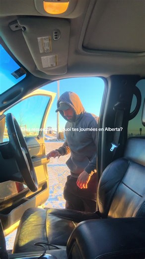 A Day in Alberta: Discovering Life in Canada