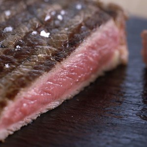 Take all the guesswork out of grilling with the new OptiGrill Elite. It measures the thickness of your meat to give you perfect results, with zero effort. Check it out: https://bit.ly/2MHHScK | Tefal