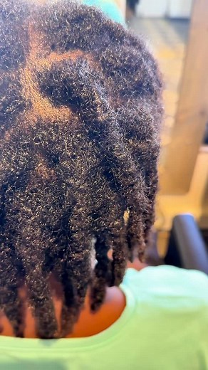 Crochet & interlocking service on Bonaire 🏝️ Tightening the locs & new growth for a solid round loc See you next time! 🙏🏼 #crochetlocs #interlocking #locs #dreads #dreadlocks #bonaire #iriedreadsbonaire #iriedreads #islandlife | Irie Dreads
