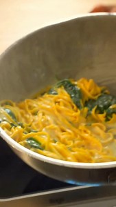 How Delicious is that 🍝🍝 want to try it ❓ Pasta Pronto ep5 - Spaghetti Alla chitarra with creamy ricotta & spinach💥 Full recipe link in BIO. Ingredients 👇🏽 For the dough: 400g/14oz rich egg dough For the sauce: 45ml/3tbsp olive oil 2 garlic cloves, finely chopped 2 small shallots, finely chopped 200g/7oz spinach, washed and chopped ½ nutmeg 250g/9oz ricotta Grated zest of 2 lemons, plus juice of ½ lemon 55g/2oz Parmesan, finely grated pangrattatto, to serve Enjoy x #pastapronto #food #pasta